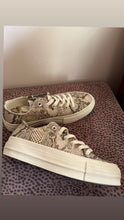 Load image into Gallery viewer, CONVERSE - NEW IN