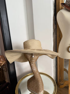 MOSCHINO CHEAP AND CHIC
