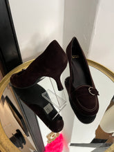 Load image into Gallery viewer, STUART WEITZMAN - NEW IN