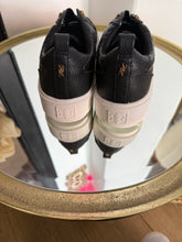 Load image into Gallery viewer, RIVER ISLAND