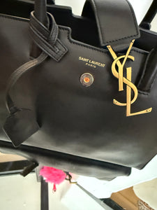 YVES SAINT LAURENT