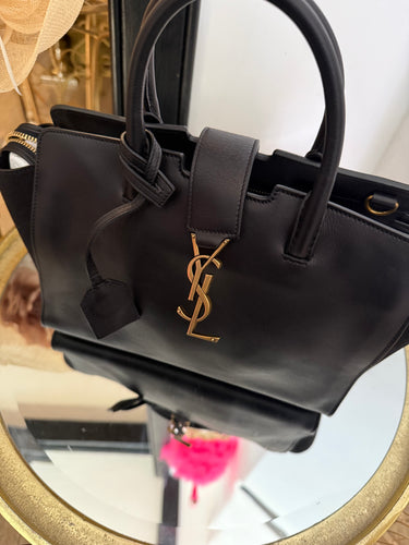 YVES SAINT LAURENT