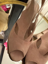 Load image into Gallery viewer, CARVELA