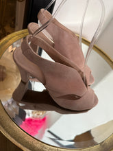 Load image into Gallery viewer, CARVELA