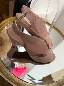 CARVELA