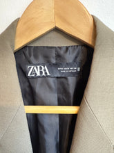 Load image into Gallery viewer, ZARA
