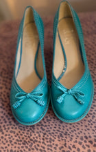 Load image into Gallery viewer, CLARKS