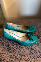 Load image into Gallery viewer, CLARKS