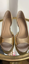 Load image into Gallery viewer, TAHARI NEW LOWER PRICE