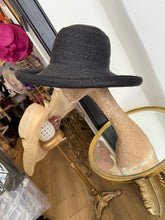 Load image into Gallery viewer, GREVI MODE - NEW IN