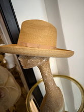 Load image into Gallery viewer, FREDDIE FOX - NEW IN