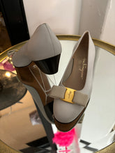 Load image into Gallery viewer, SALVATORE FERRAGAMO - NEW IN