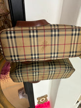 Load image into Gallery viewer, BURBERRY - NEW IN