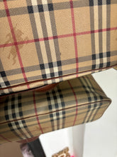 Load image into Gallery viewer, BURBERRY - NEW IN