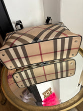 Load image into Gallery viewer, BURBERRY - NEW IN