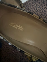 Load image into Gallery viewer, MICHAEL KORS - NEW IN