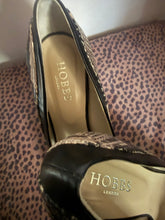 Load image into Gallery viewer, HOBBS - NEW IN