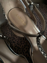 Load image into Gallery viewer, CARVELA - NEW IN
