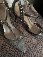 Load image into Gallery viewer, CARVELA - NEW IN
