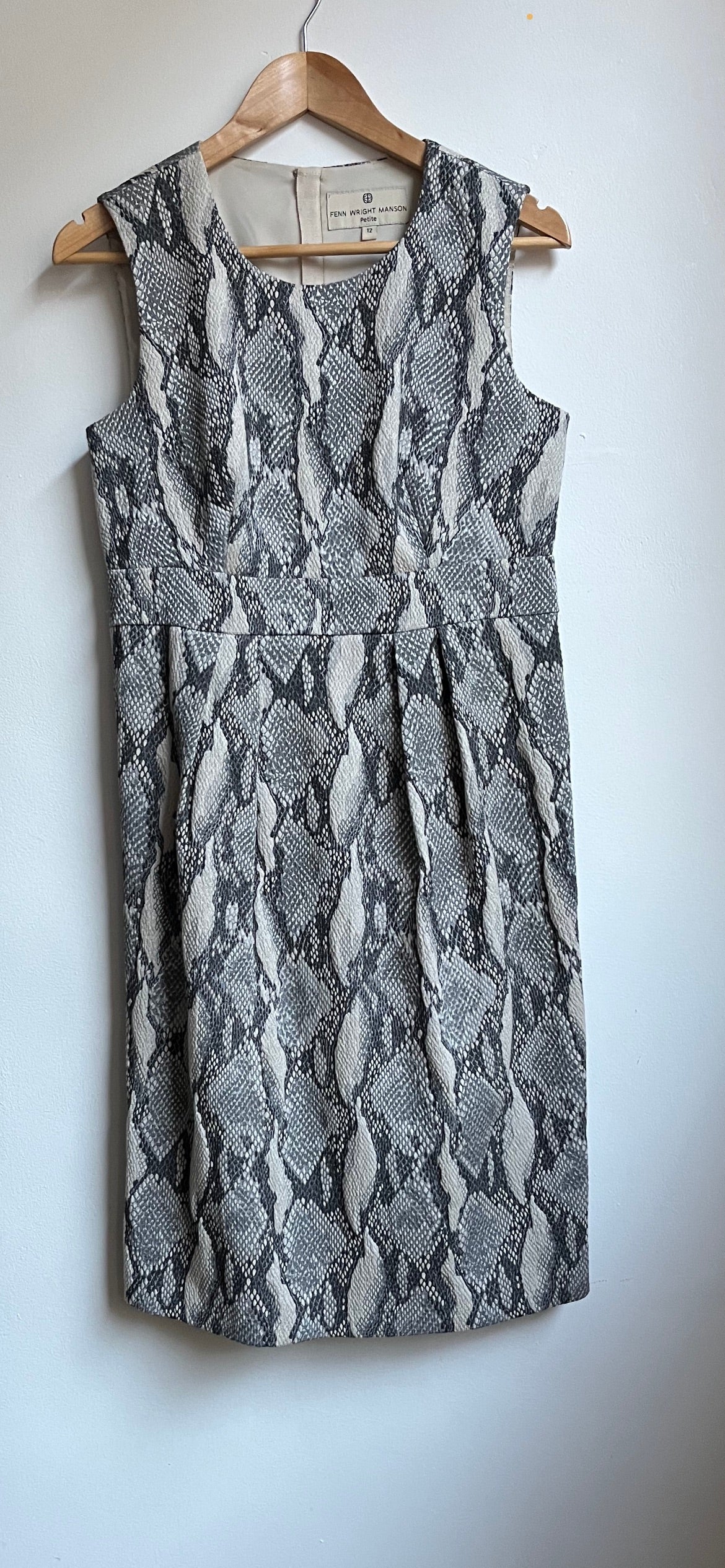 FENN WRIGHT MANSON – Chic Chic